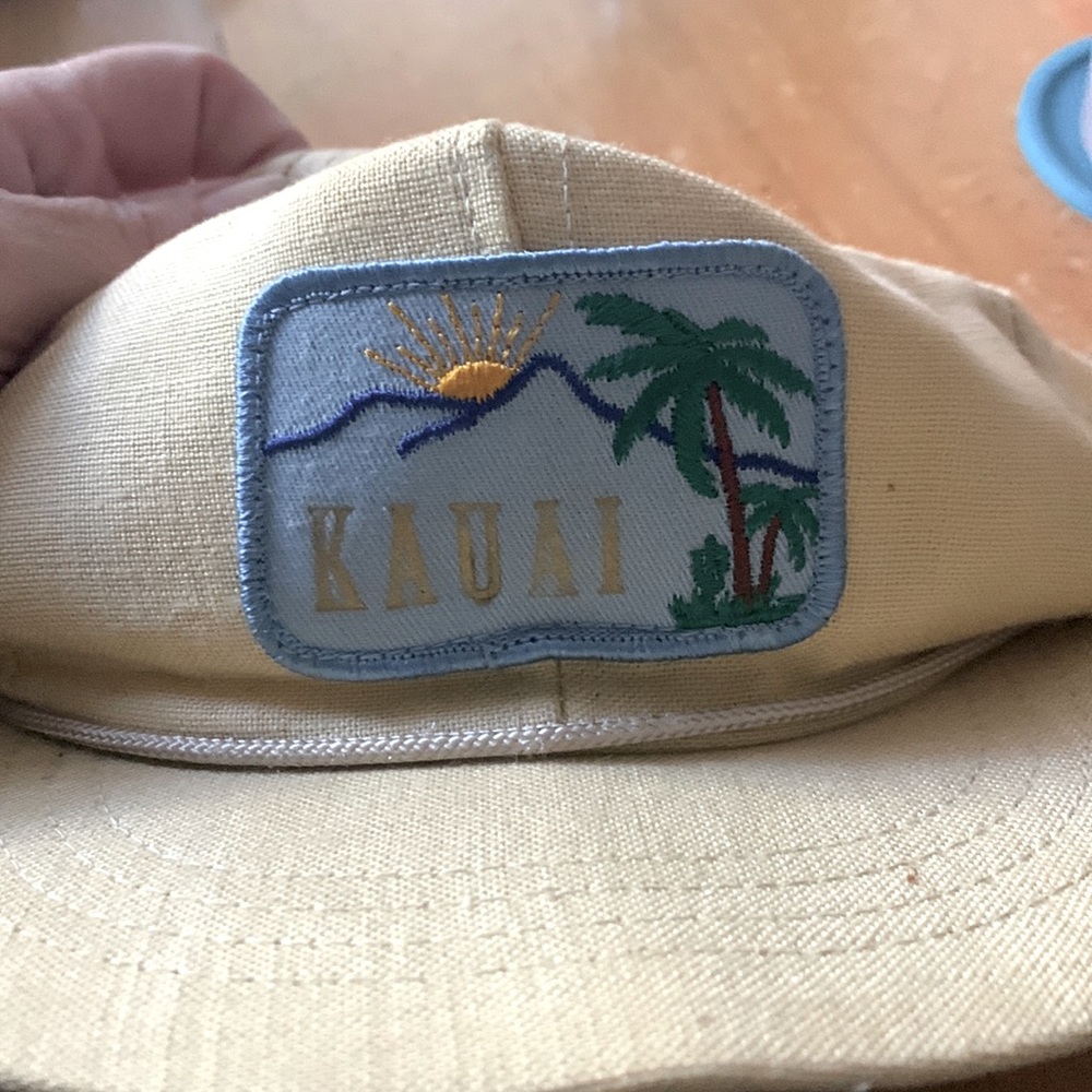 Vintage Kauai yellow beigie linen hat